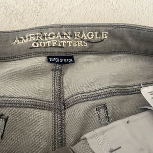 Like NEW- never wore - American Eagle, Grey Wash Denim Jeggings